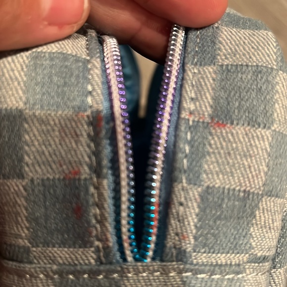 Cute Jean “love patch” makeup bag - Picture 6 of 8